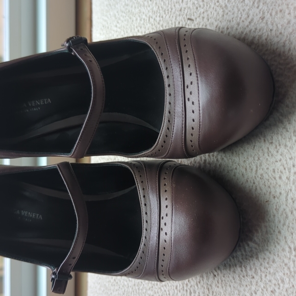 Bottega Veneta Mary Jane pumps 4” heels 37.5 - Picture 9 of 11